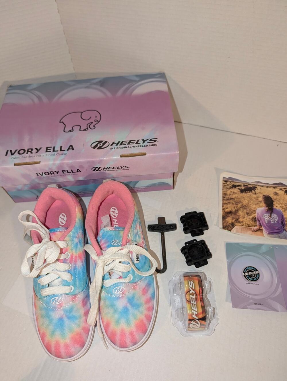 HEELYS Pro 20 Prints Ivory Ella Skate Sneaker Girls Size 3 Tie dye Multi Mint